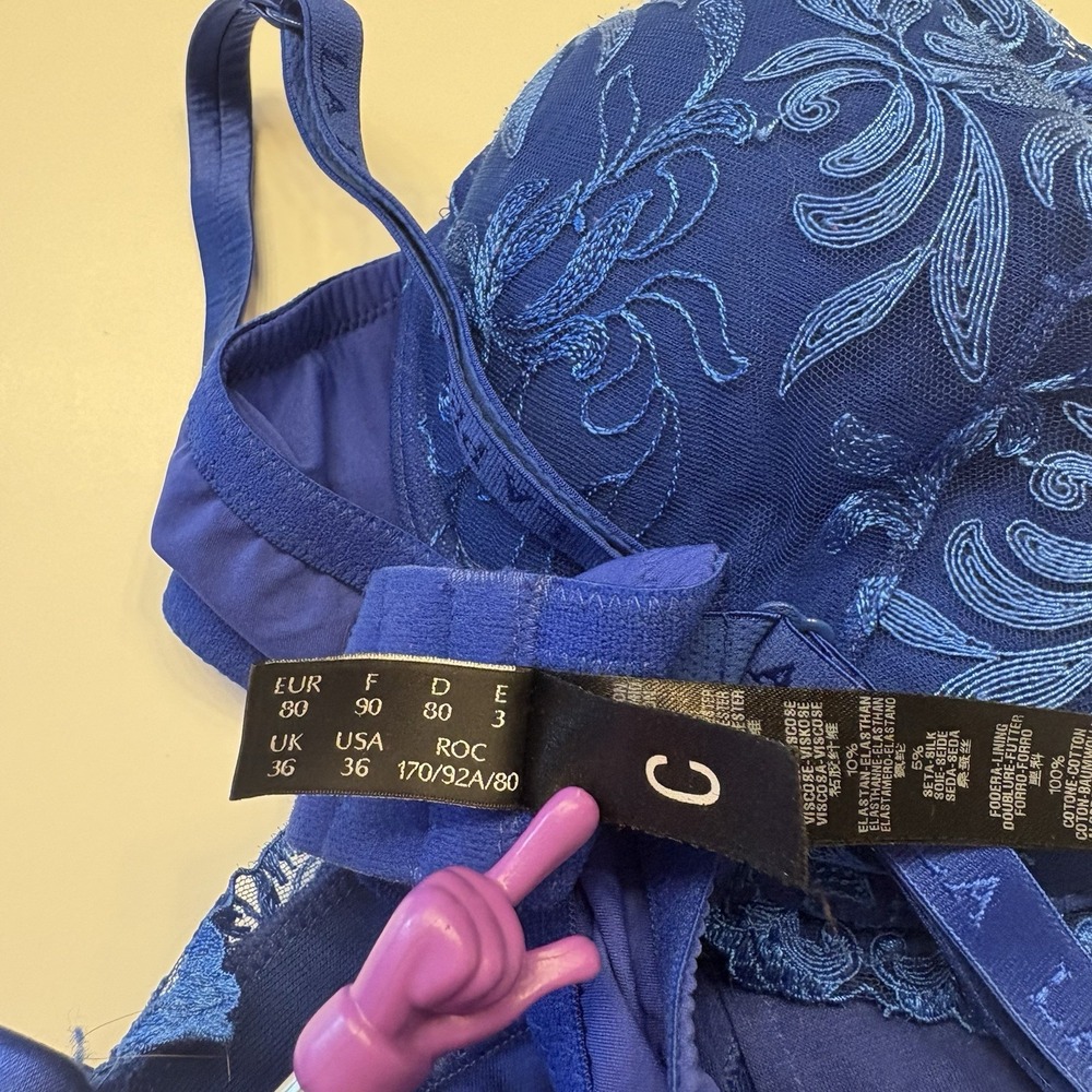 La Perla Padded Bra US 36C Eur 80 Blue Floral Embroidered Lace Italy Luxury Silk - Picture 12 of 12